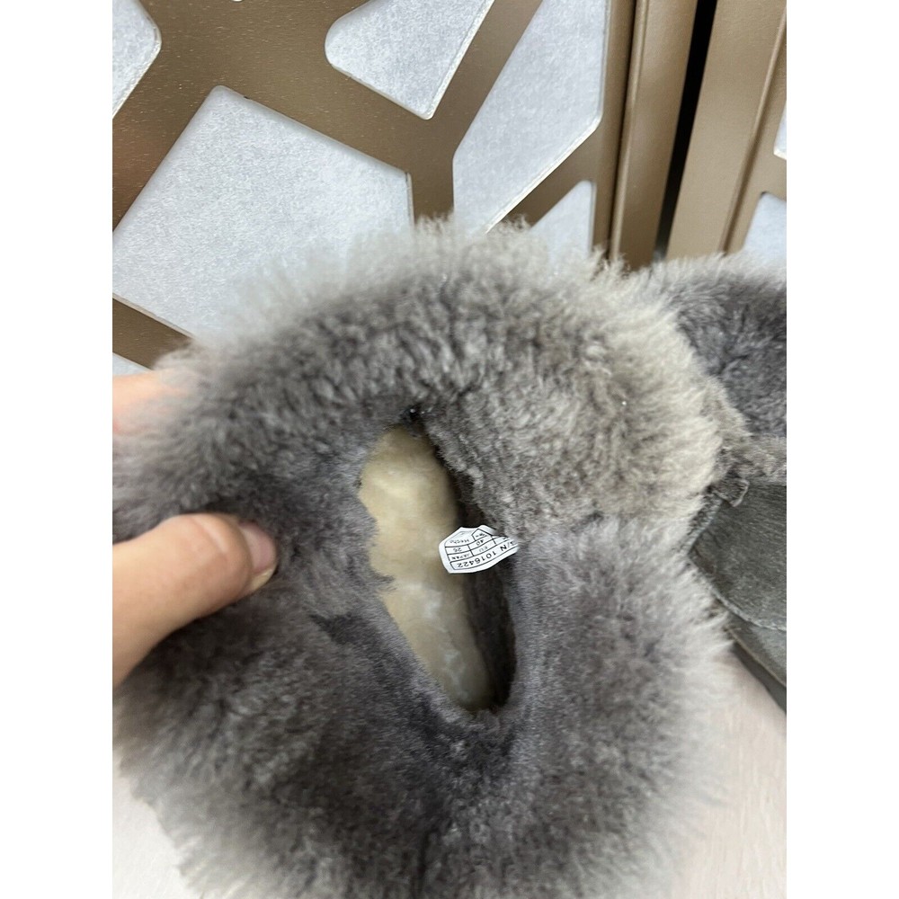Ugg Mini Short Bailey Button II Flat Boot Gray Wool Fur Suede Leather 9 - Picture 7 of 10